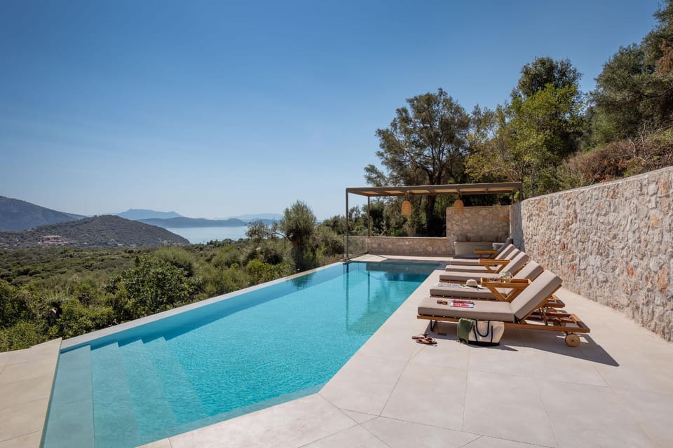 Mountain view, Swimming pool, sunbed