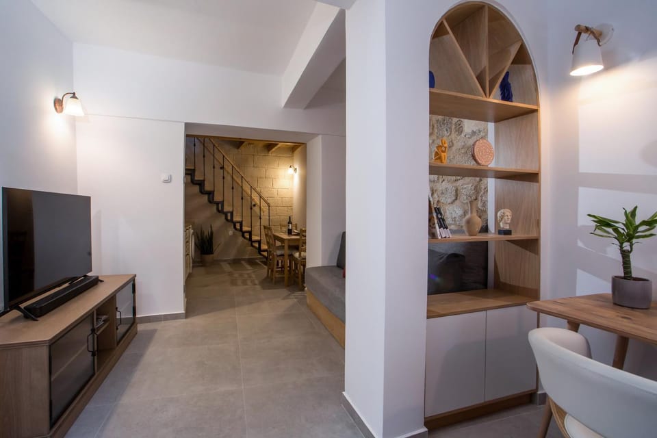 TV and multimedia, Living room, Seating area
