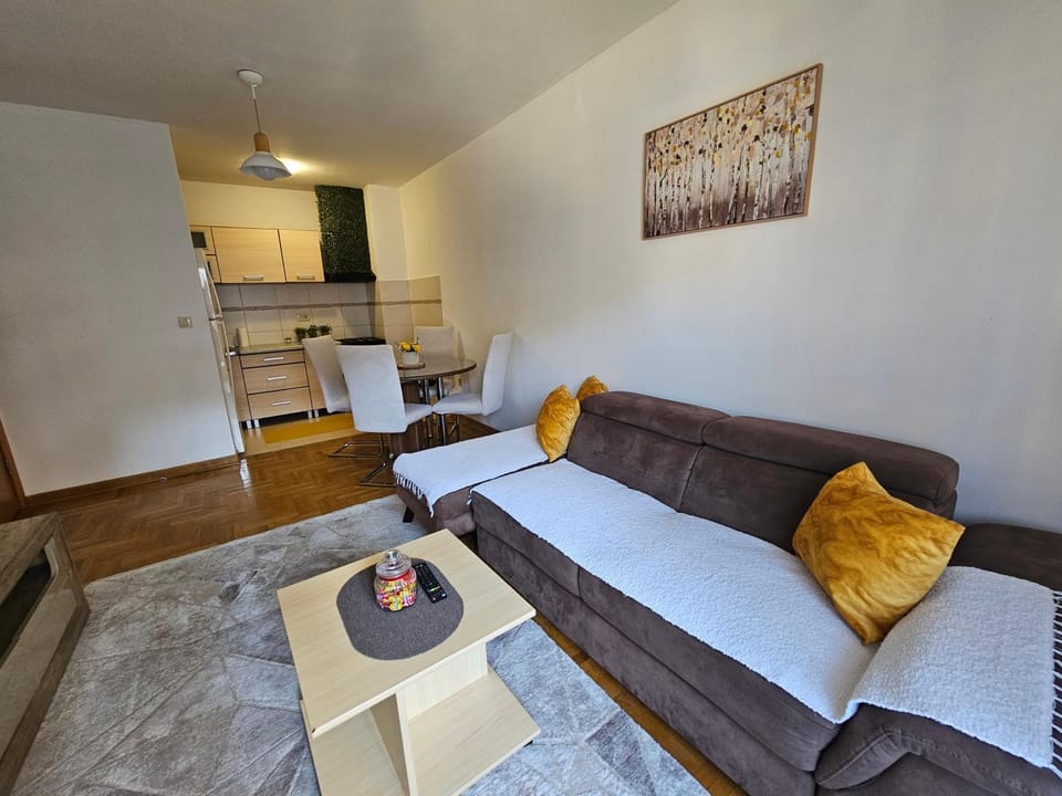 Bed, Living room, Seating area
