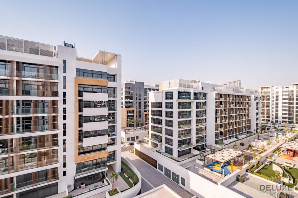 Property building, Neighbourhood, Street view