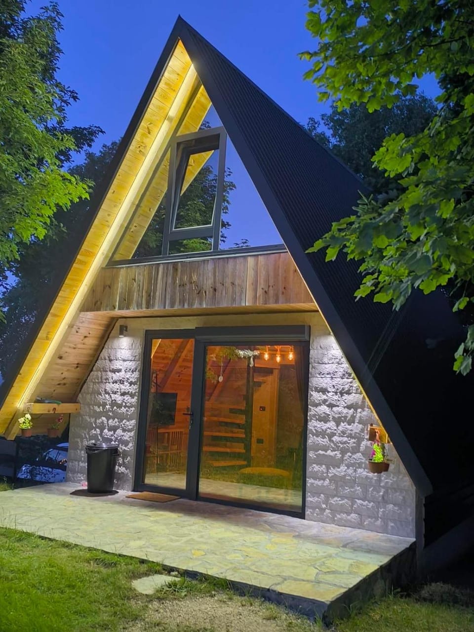 Property building, Night