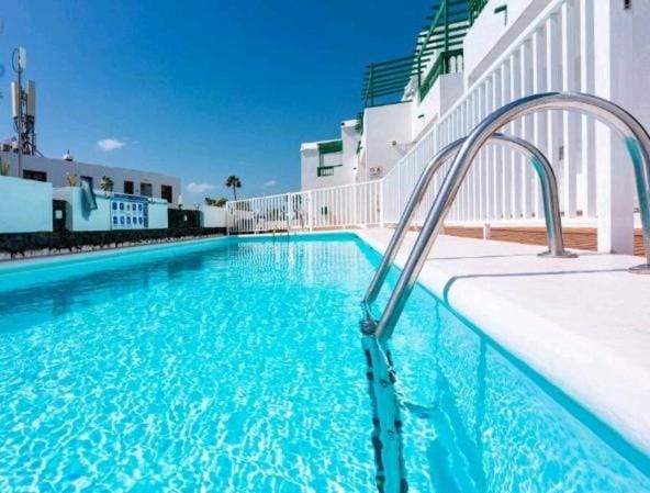 Bright & spacious with aircon Apartment in Puerto del Carmen