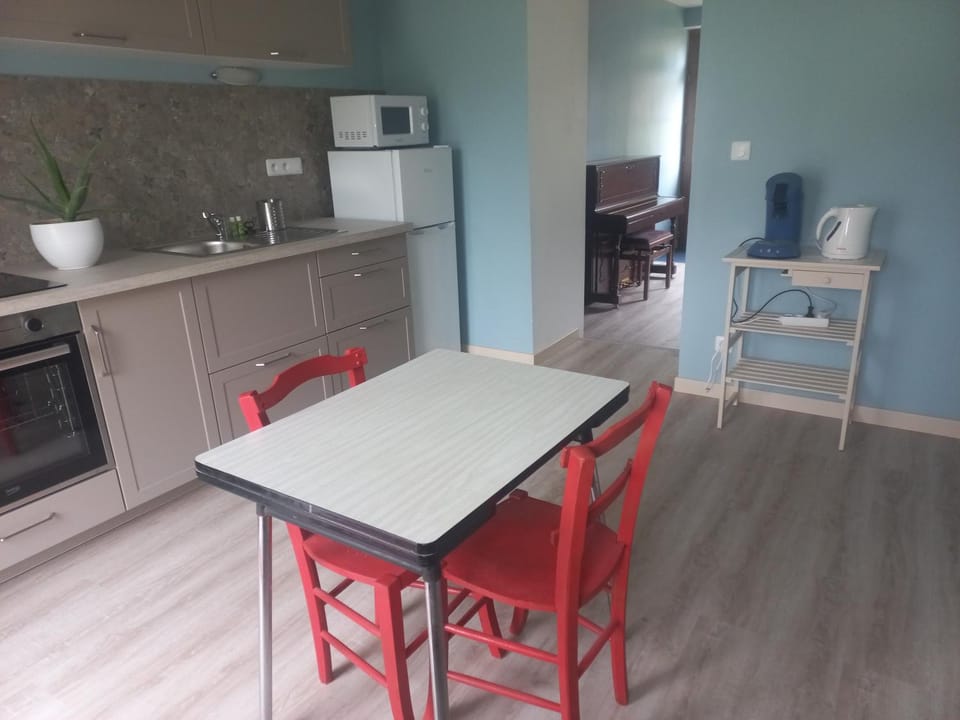 Le studio bleu Apartment in Centre-Val de Loire