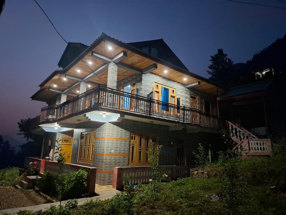 Paras Homestay Vacation rental in Himachal Pradesh