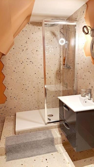 Belle Vue D'Auxerre Apartment in Bourgogne-Franche-Comté