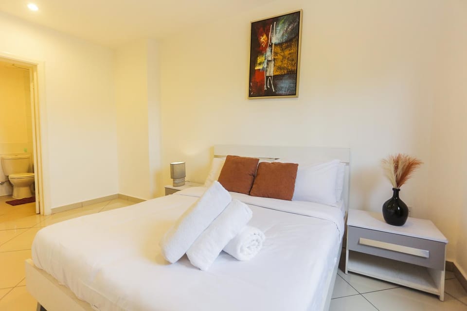 Bedroom, towels
