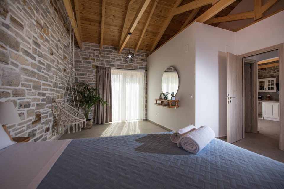 Irenekomos Brand new House AMIGDALIA Villa in Crete