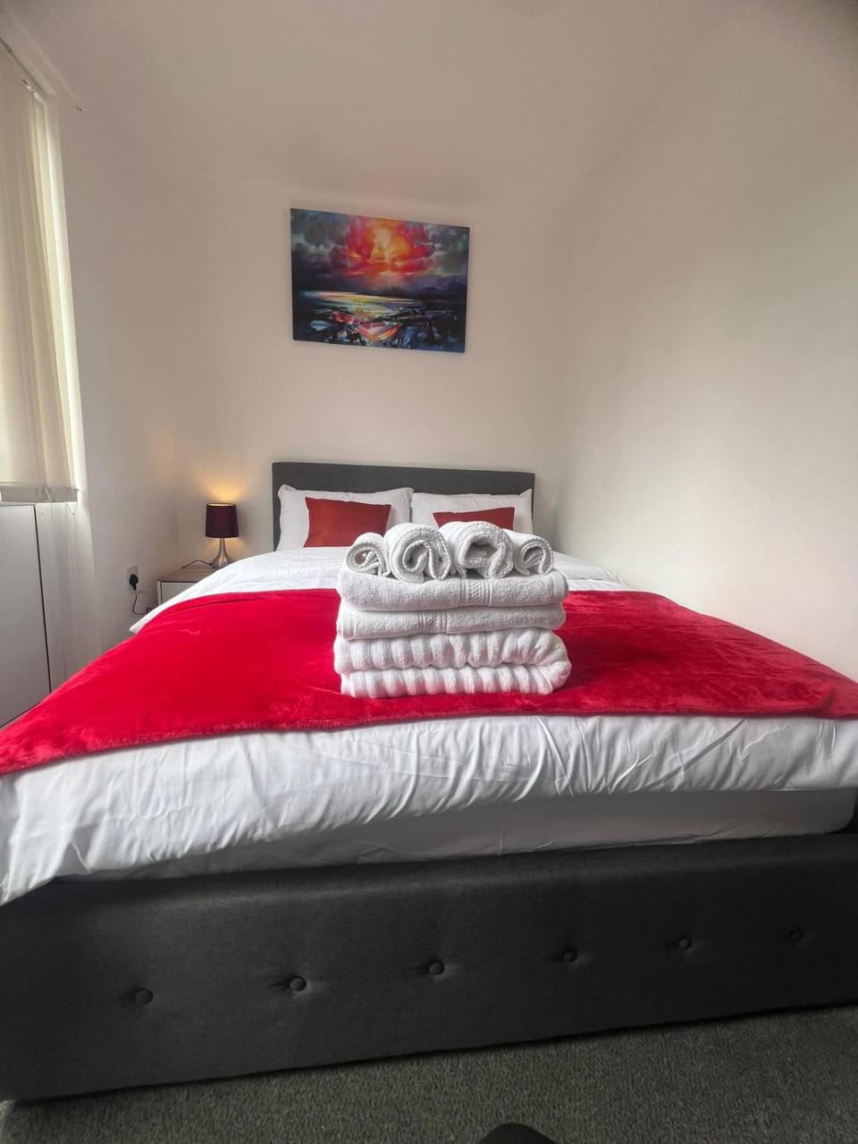 Bed, Photo of the whole room