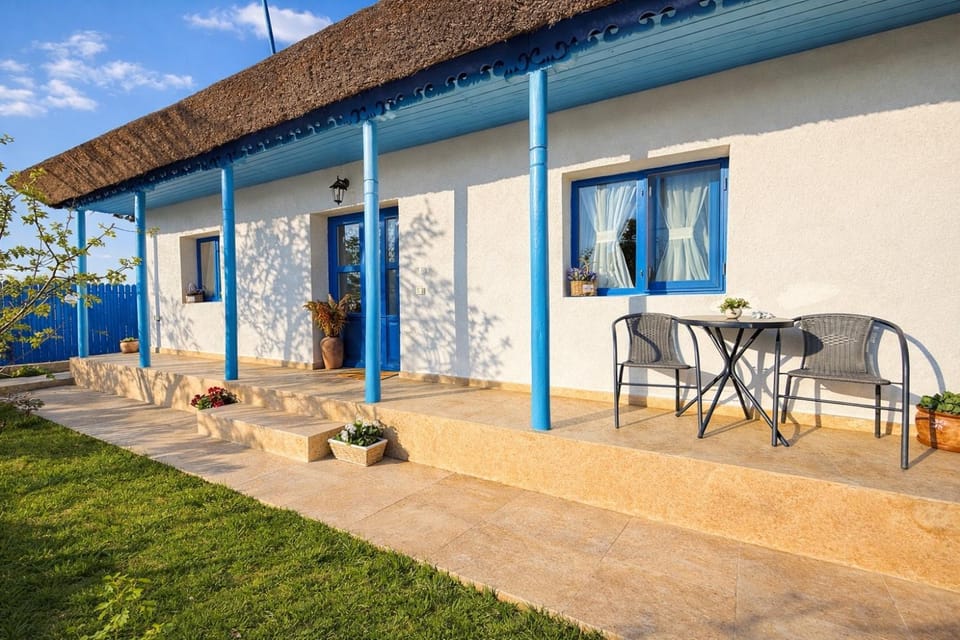 Property building, Day