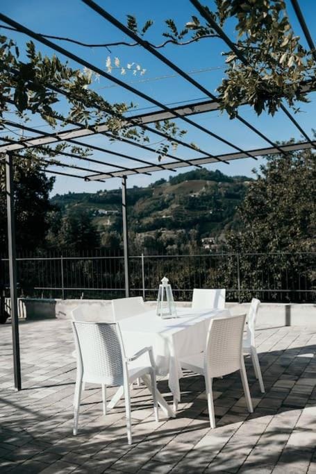 La Casa di Elso con piscina House in Piedmont