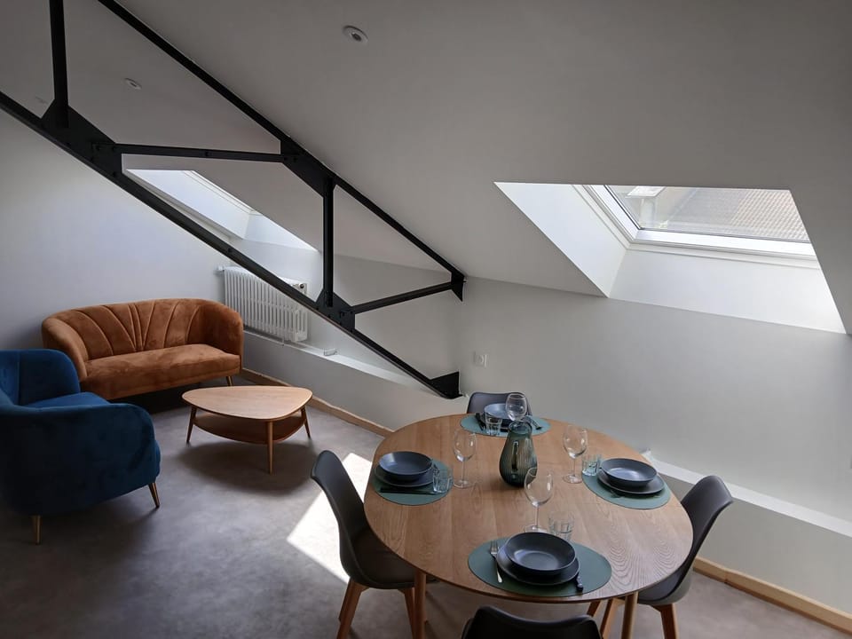 Living room, Dining area