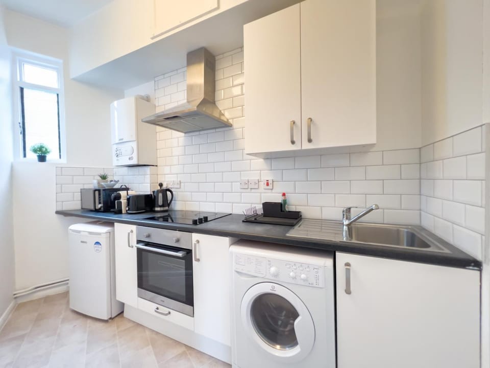 Pleasant 1 Bedroom Camden Apartment -on 1st Floor Apartment in London Borough of Islington