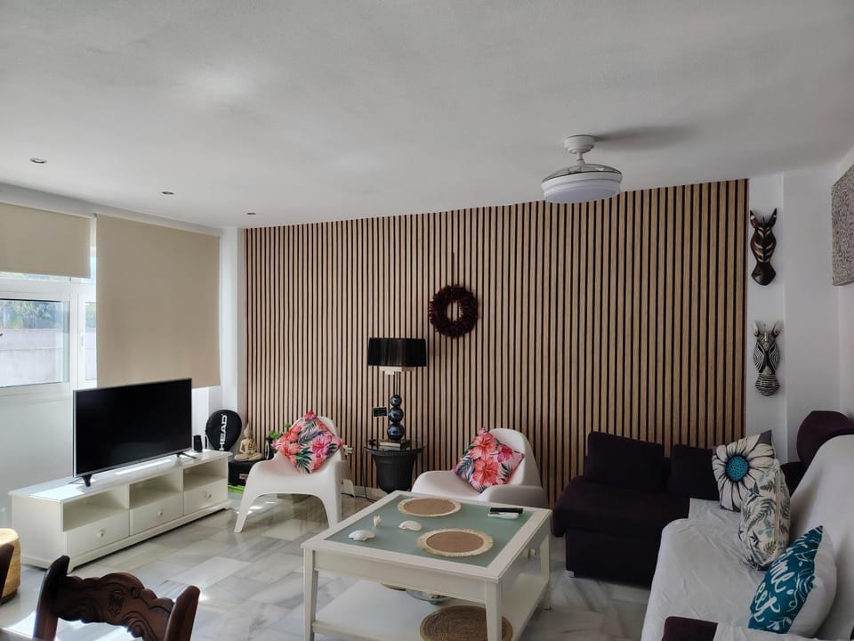 Mar & Relax Torrequebrada House in Benalmadena
