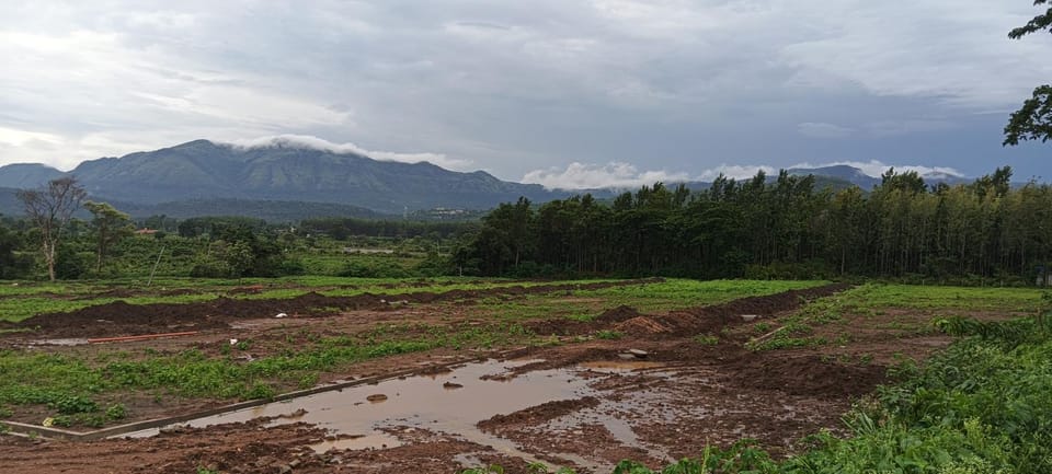 Nearby landmark, Day, Natural landscape, Mountain view