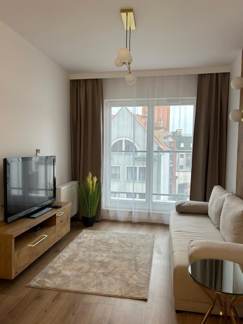 Communal lounge/ TV room, TV and multimedia, Living room, Seating area