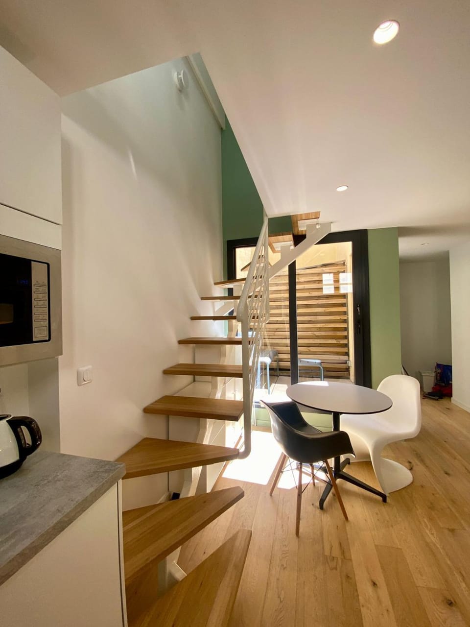 Living room, Dining area