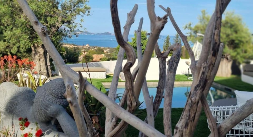 Sea view, Swimming pool