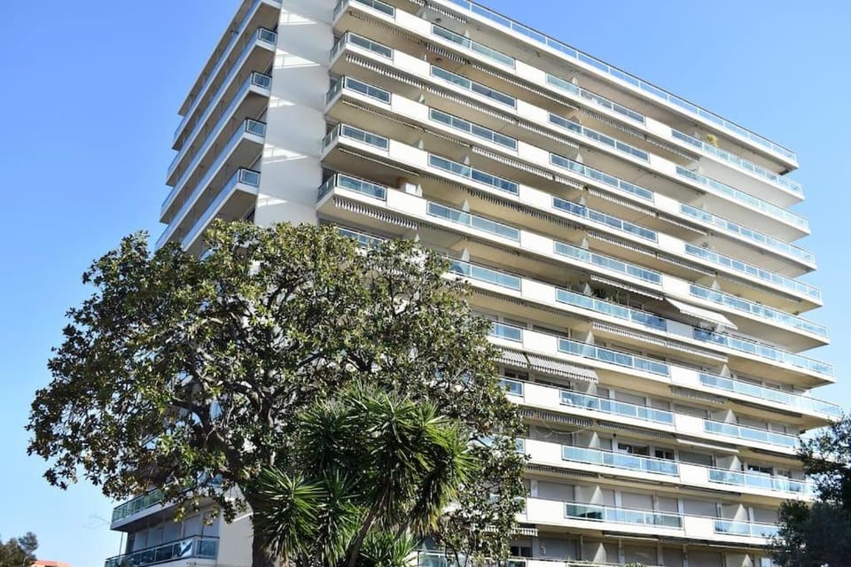 Studio bord de mer Apartment in Cannes
