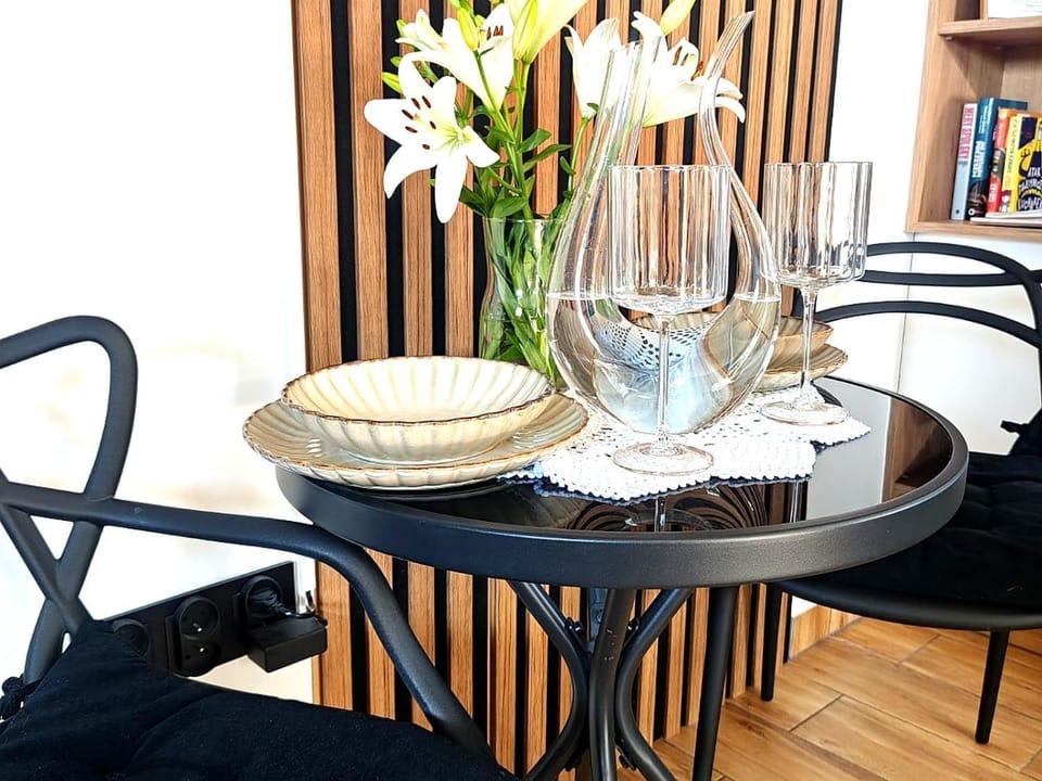 Living room, Meals