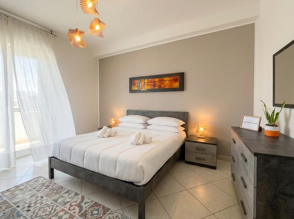 Mistral Suite Apartment - free private car park Apartment in Bari