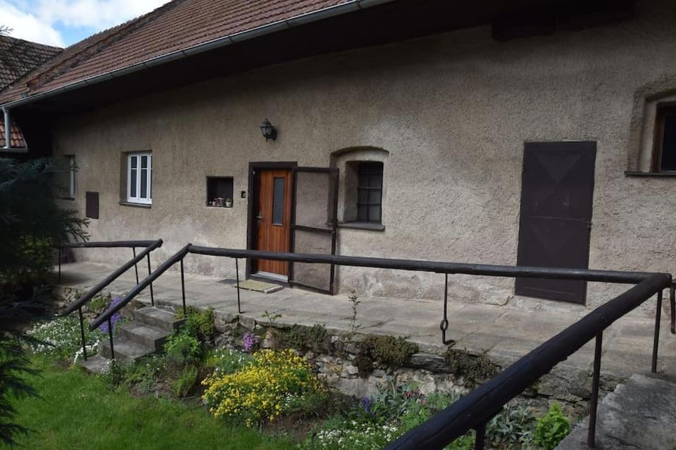 Inner courtyard view