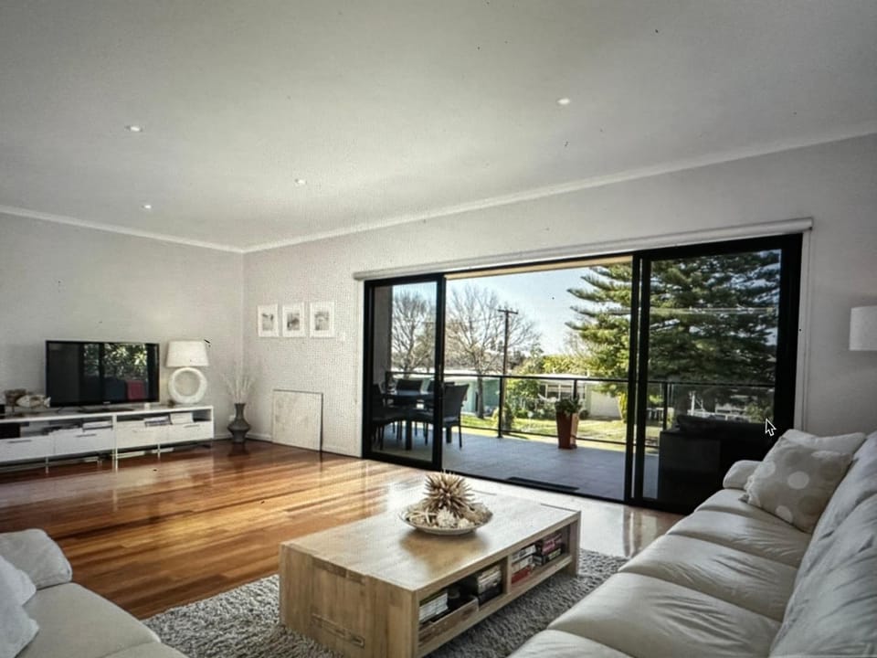 TV and multimedia, Balcony/Terrace, Living room
