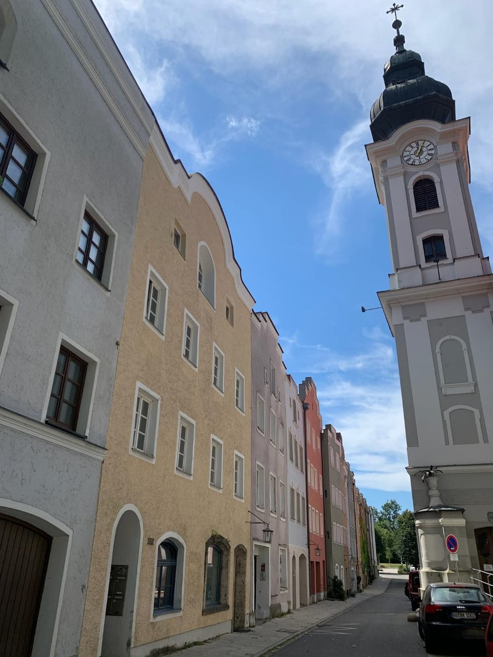 Property building, Location