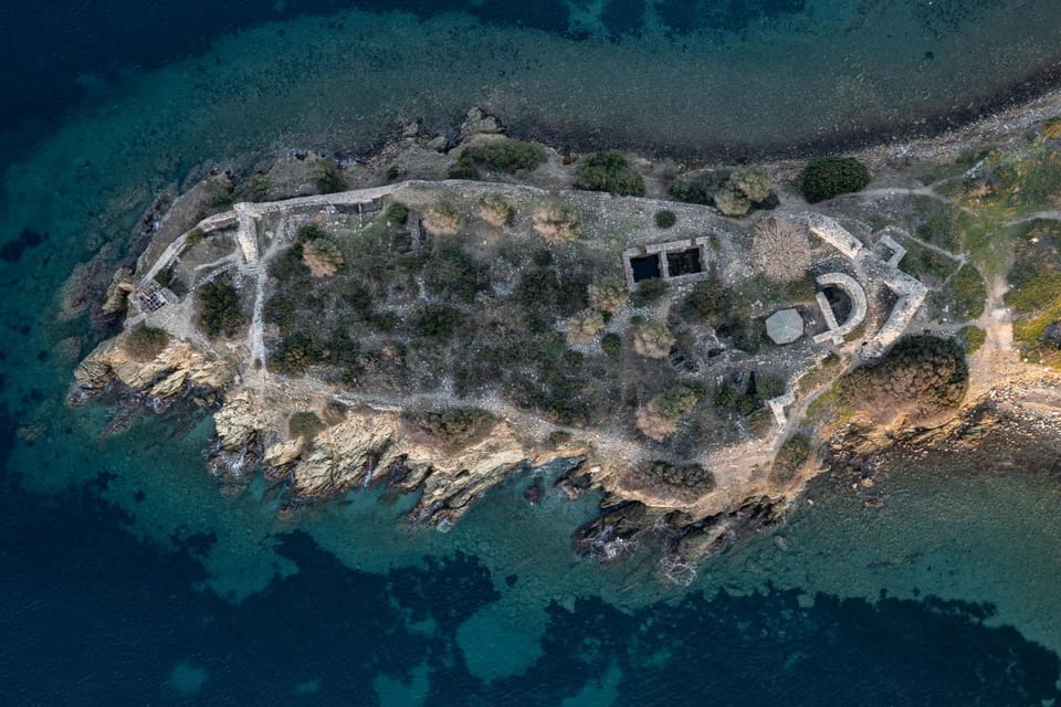 Nearby landmark
