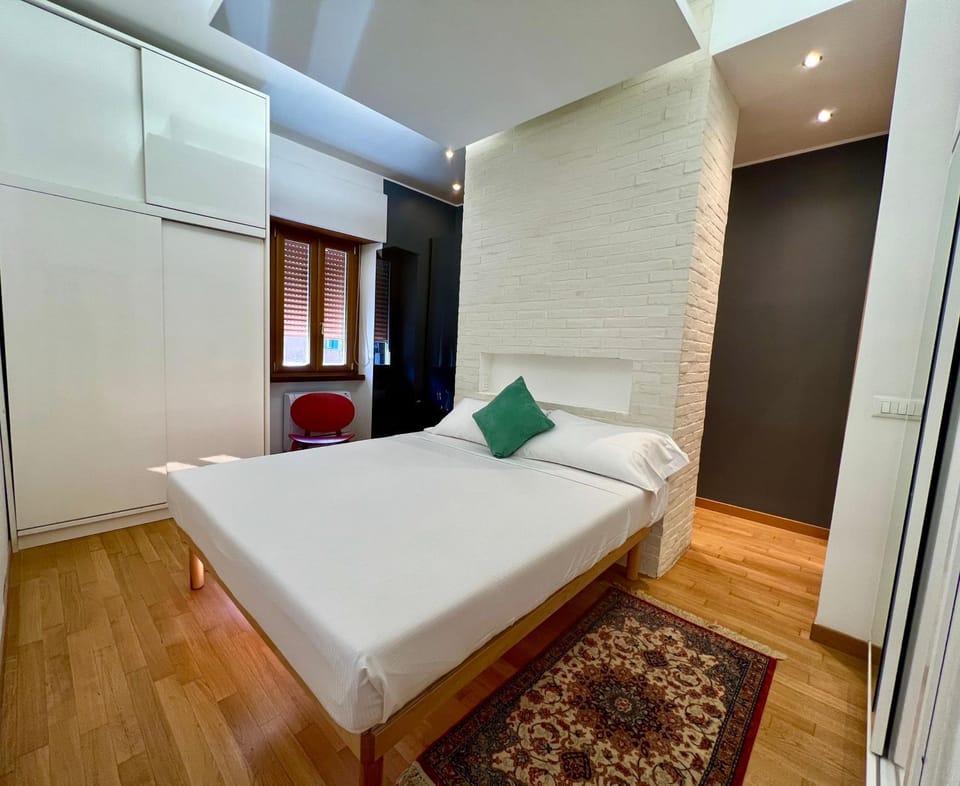 Bed, Photo of the whole room, Bedroom, wardrobe