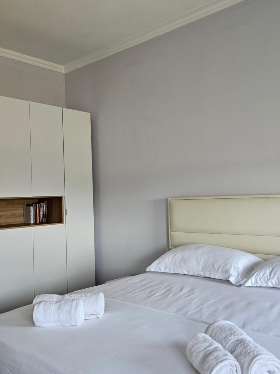 Bedroom, wardrobe