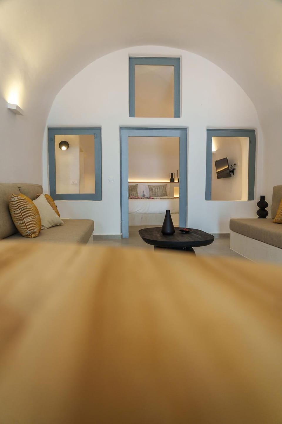 Living room, Photo of the whole room, Seating area, Bedroom