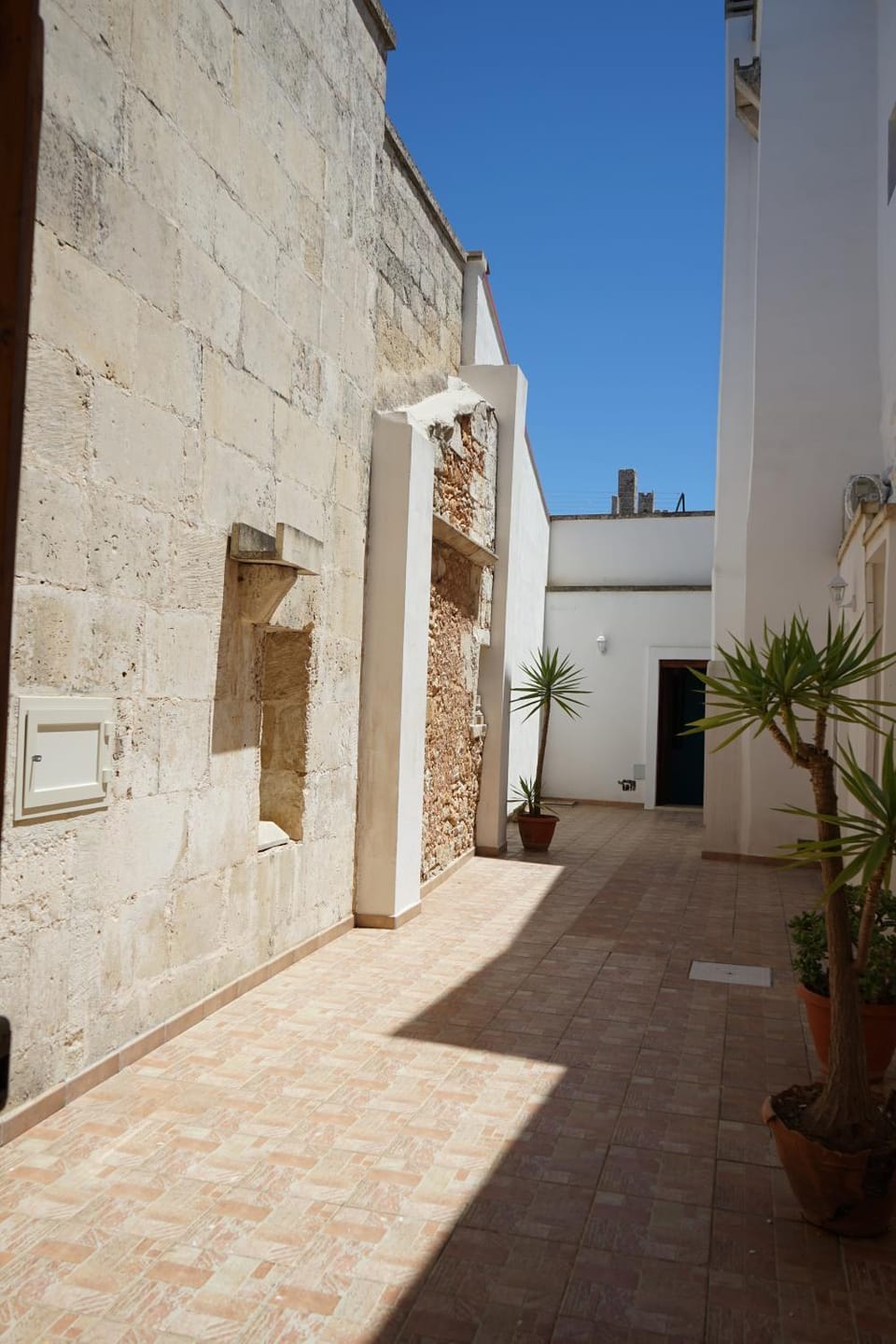 Inner courtyard view
