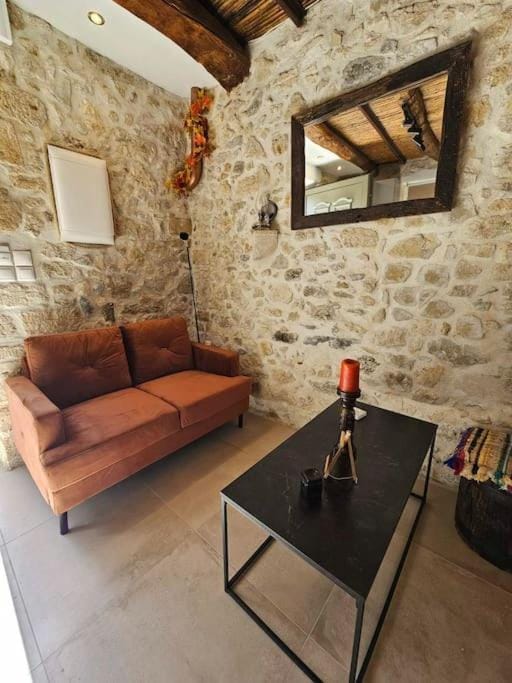 Rafeio Roustic Maisonette House in Crete