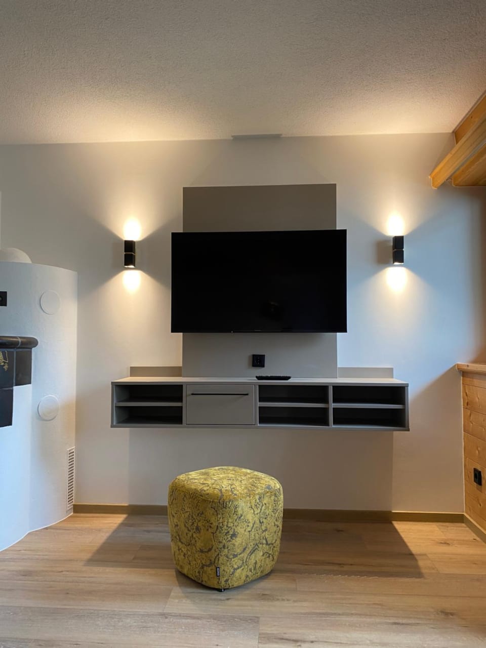 TV and multimedia, Living room
