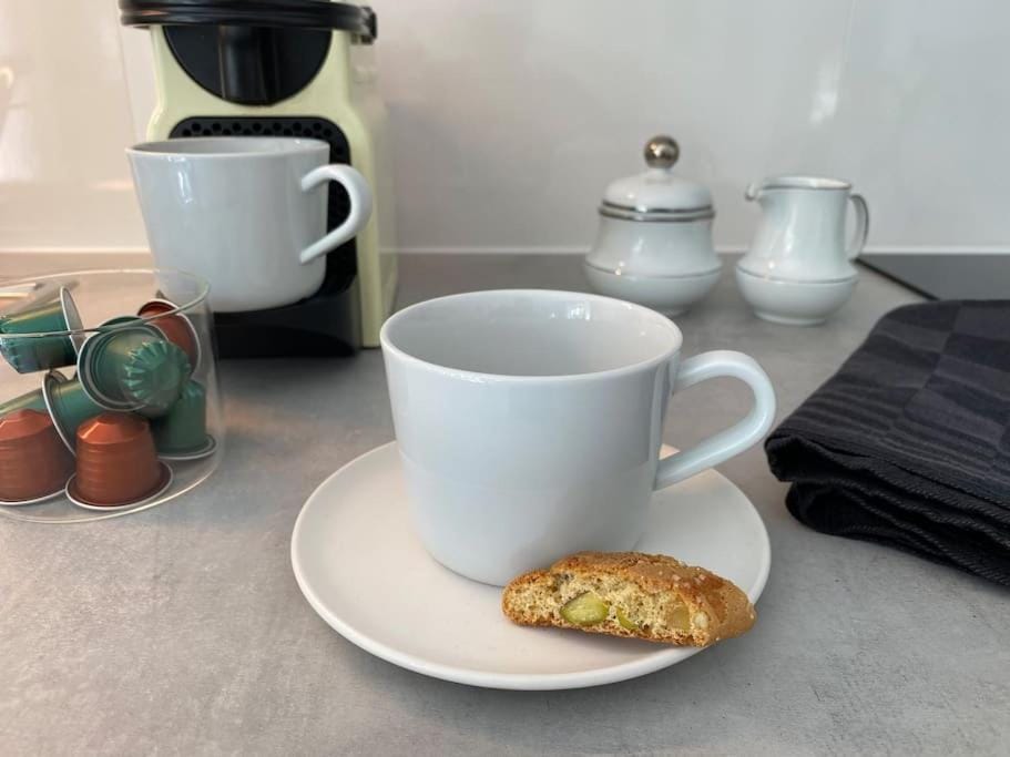 Coffee/tea facilities, Kitchen or kitchenette