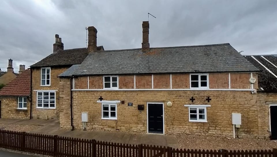 Property building, Day