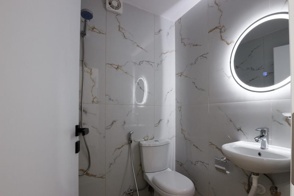 Shower, Toilet, Bathroom, bidet