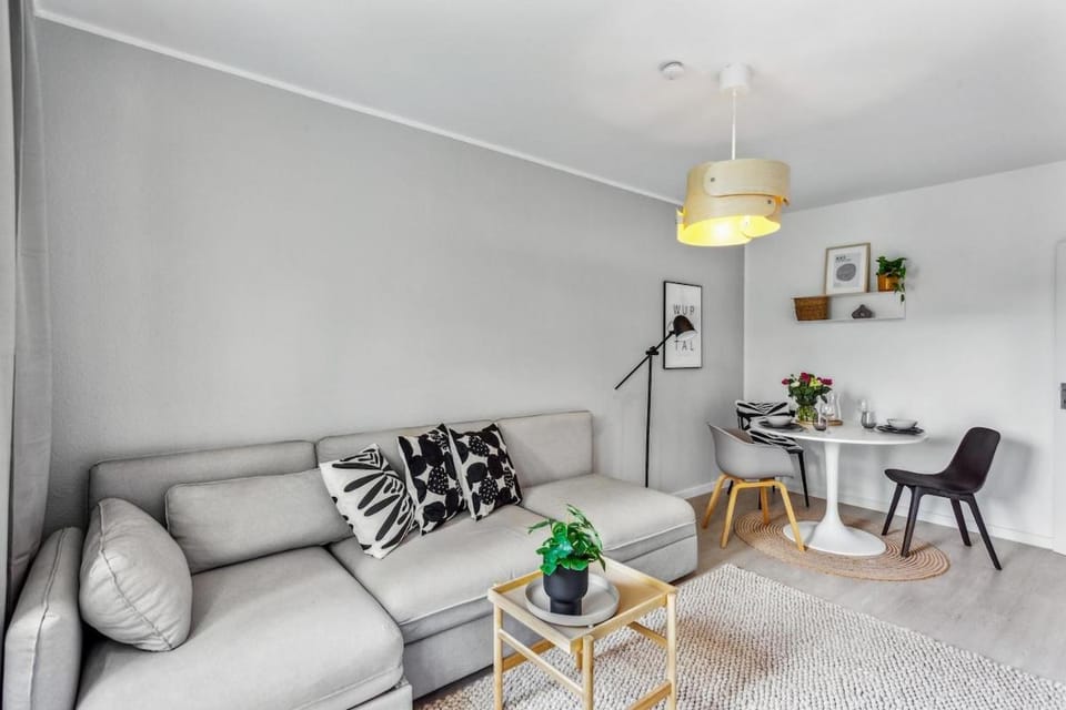Neue Wohnung - stylisch - citynah - mit Lift - Nähe DUS & Dortmund & Köln & Essen Apartment in Wuppertal