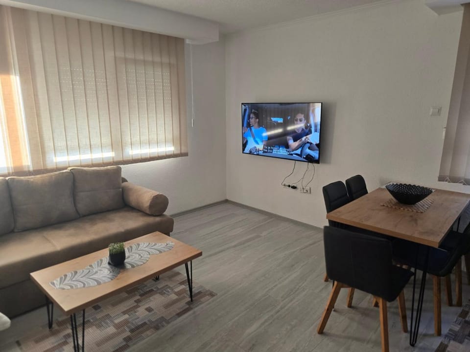 Villa Berta Tuzla - 301 Deluxe Apartment - Free Private Secured Parking Apartment in Federation of Bosnia and Herzegovina