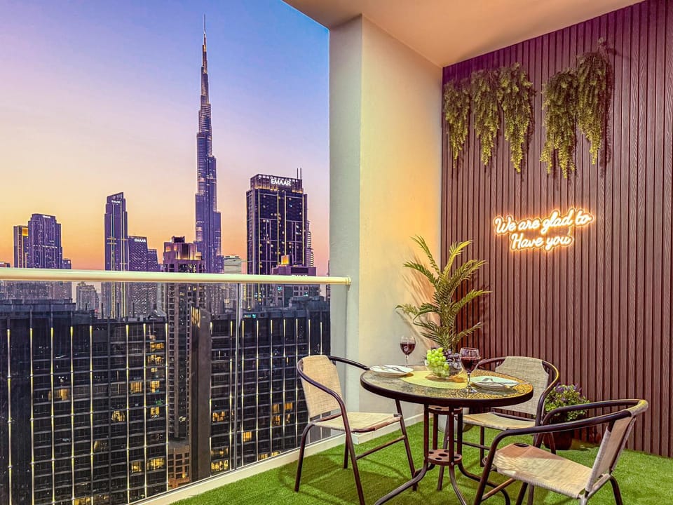 Balcony/Terrace, Landmark view