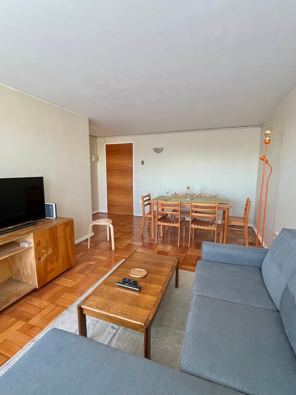 Communal lounge/ TV room, TV and multimedia, Living room, Dining area