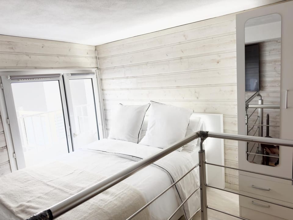 Duplex neuf à 30s des plages Apartment in Antibes
