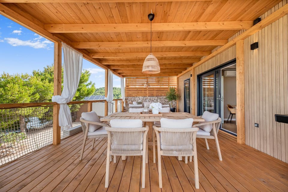 Balcony/Terrace, Dining area