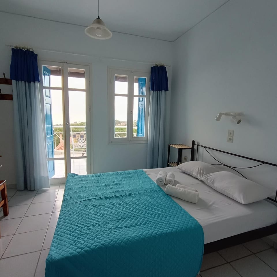 Pafsilipo Studios Apartment in Decentralized Administration of the Aegean