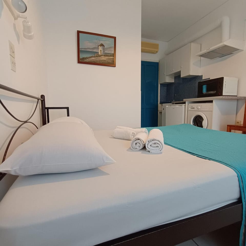 Pafsilipo Studios Apartment in Decentralized Administration of the Aegean