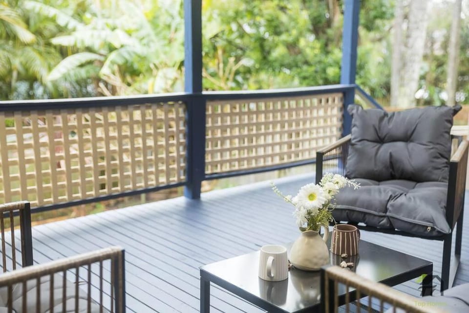 Nederland Lady's Next in Beacon Hill Villa in Sydney