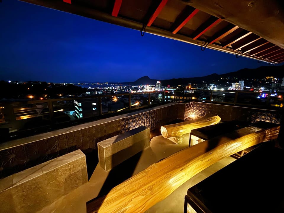 Night, View (from property/room), City view