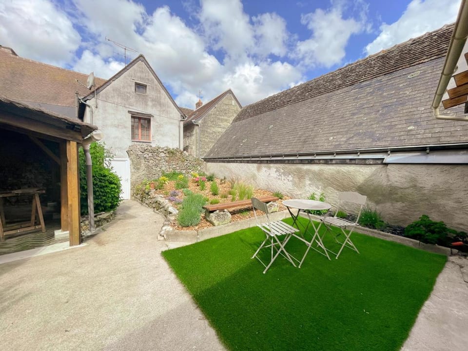 Gîte tout inclus avec jardin, clim, Wifi, proche Château de Villandry et Loire à vélo - FR-1-381-587 House in Centre-Val de Loire