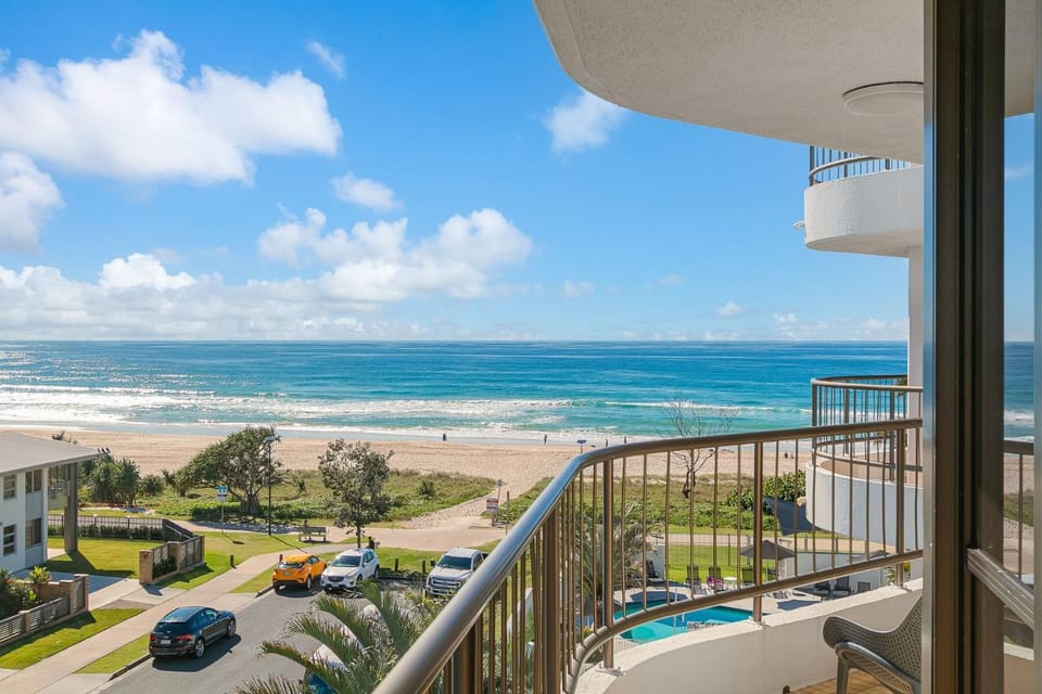 San Simeon 33 Apartment in Gold Coast