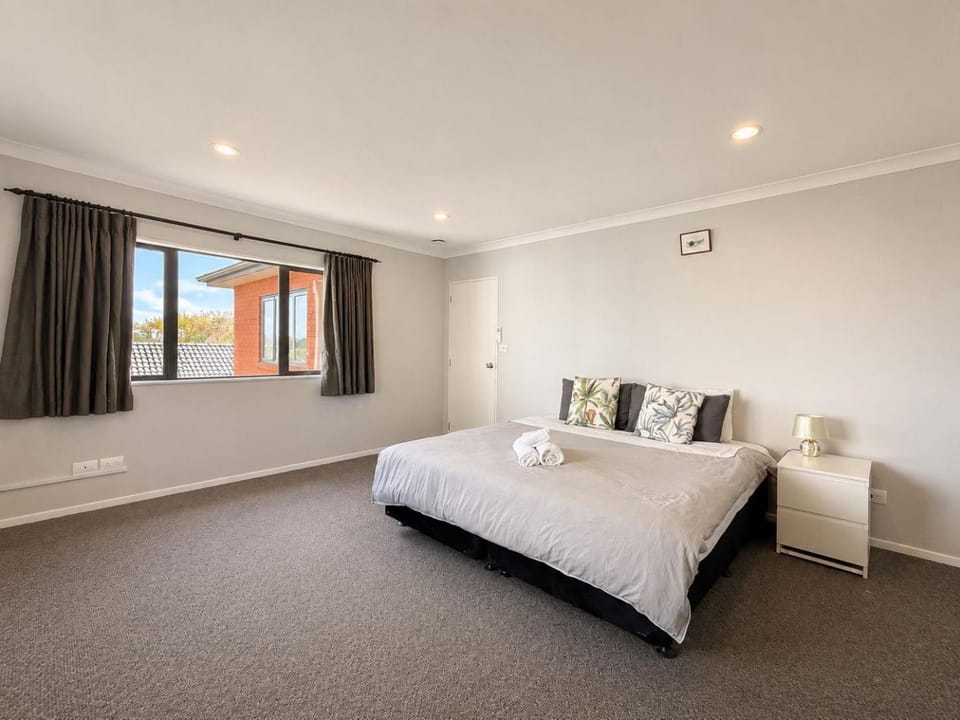 Hillsborough Spacious 3BR with Ensuite -12mins frm Airport House in Auckland